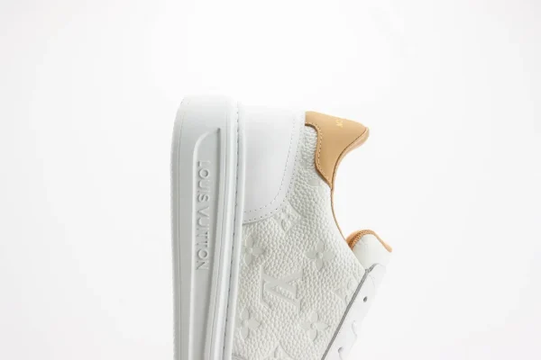 Nike SB Dunk Low x LV - Image 7