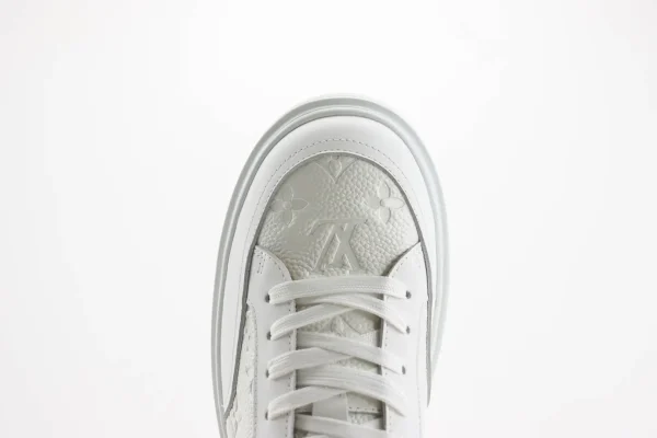 Nike SB Dunk Low x LV - Image 8