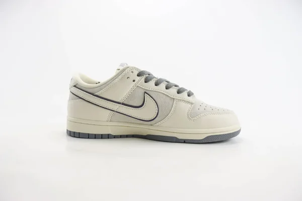 Nike SB Dunk Low x The North Face - Image 3