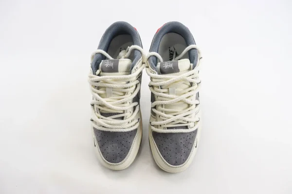 Nike SB Dunk Low x Stussy - Image 5