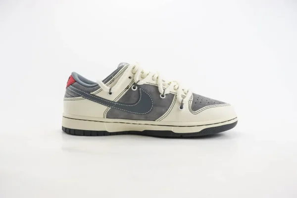 Nike SB Dunk Low x Stussy - Image 3