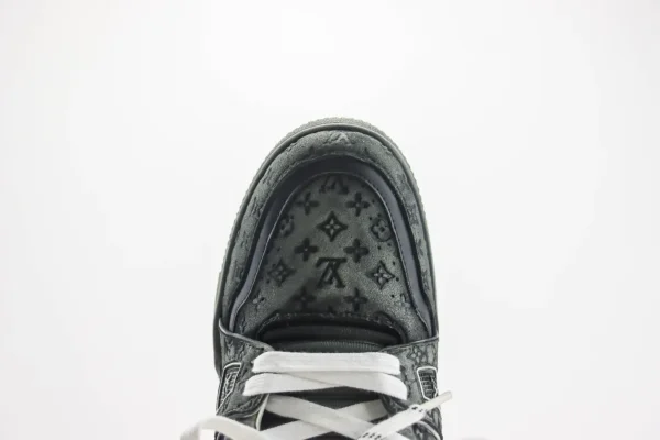 Nike SB Dunk Low x LV - Image 8