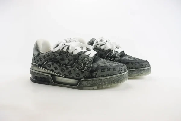 Nike SB Dunk Low x LV - Image 2