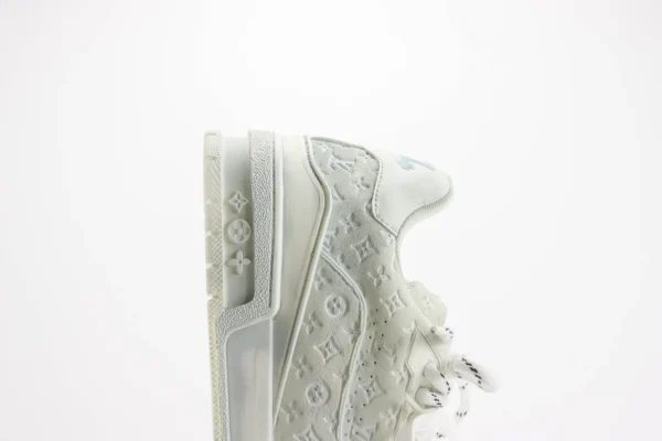 Nike SB Dunk Low x LV - Image 7