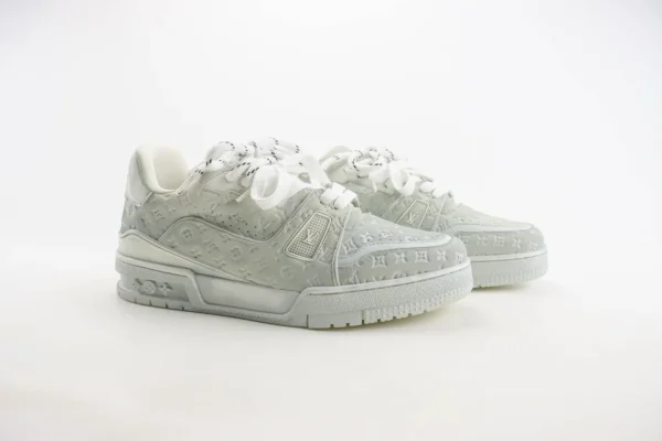 Nike SB Dunk Low x LV - Image 2