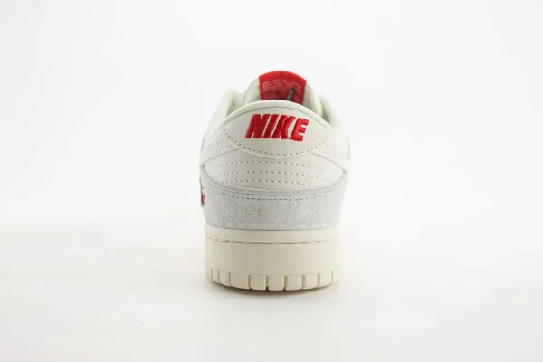 Nike SB Dunk Low x Stussy - Image 6
