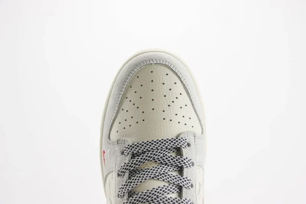 Nike SB Dunk Low x Stussy - Image 8