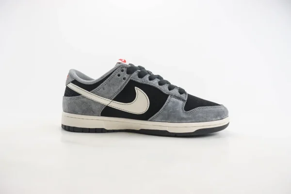 Nike SB Dunk Low - Image 3