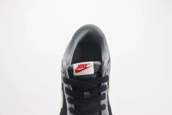 Nike SB Dunk Low - Image 9