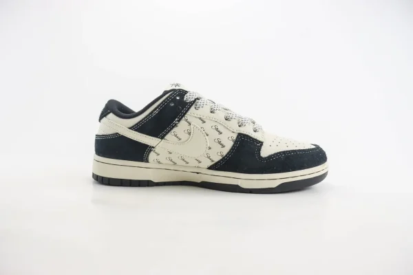 Nike SB Dunk Low x Stussy - Image 3