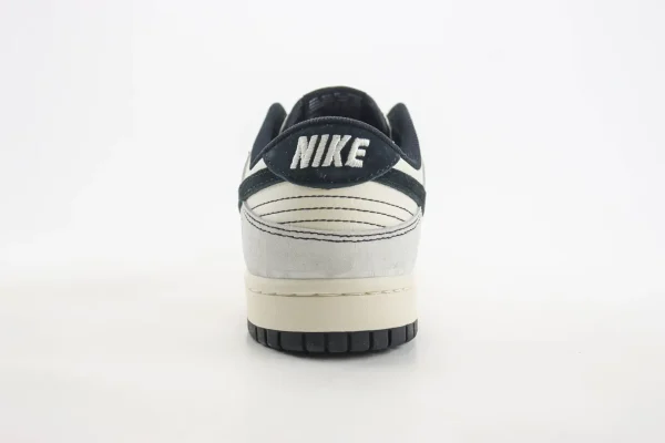 Nike SB Dunk Low x OFF-WHITE - Image 6