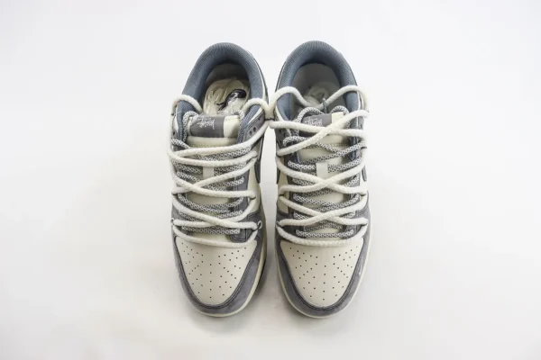 Nike SB Dunk Low x Stussy - Image 5