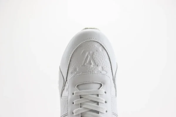 Nike SB Dunk Low x LV - Image 8