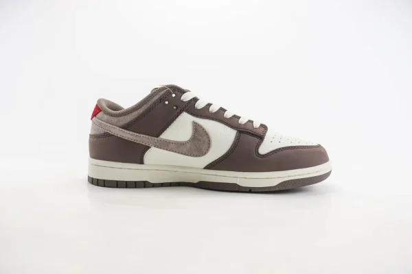 Nike SB Dunk Low x Stussy - Image 3