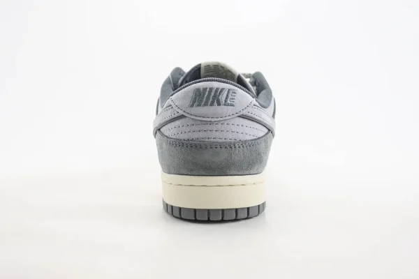 Nike SB Dunk Low x Stussy - Image 6