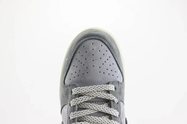 Nike SB Dunk Low x Stussy - Image 8