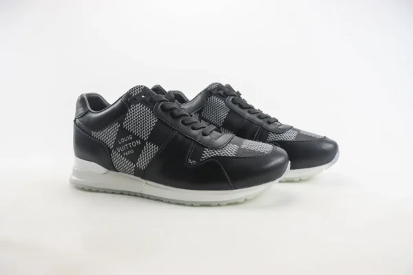 Nike SB Dunk Low x LV - Image 2