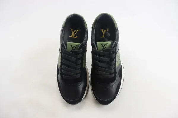 Nike SB Dunk Low x LV - Image 5