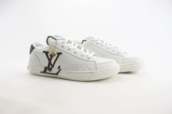 Nike SB Dunk Low x LV - Image 2