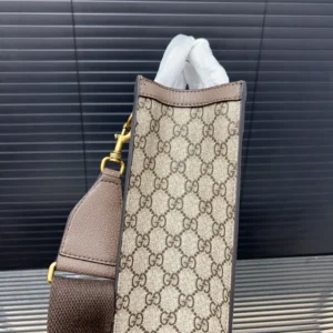 Gucci GG Supreme messenger bag medium beige brown coated canvas leather trim