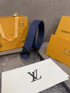Louis Vuitton Monogram Initiales 40mm blue leather belt with black LV buckle and signature embossing