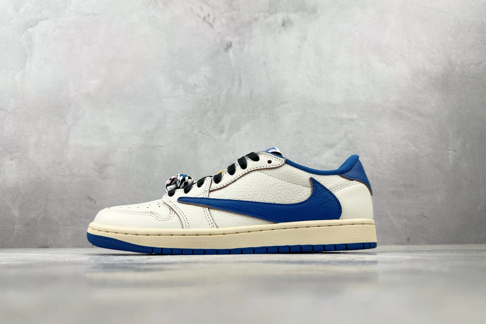 Jordan 1 Retro Low OG SP Fragment x Travis Scott Sail Military Blue