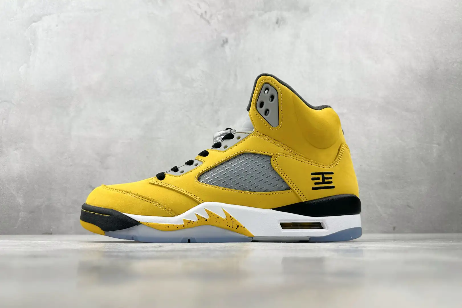Jordan 5 Retro Tokyo T23 (2025)