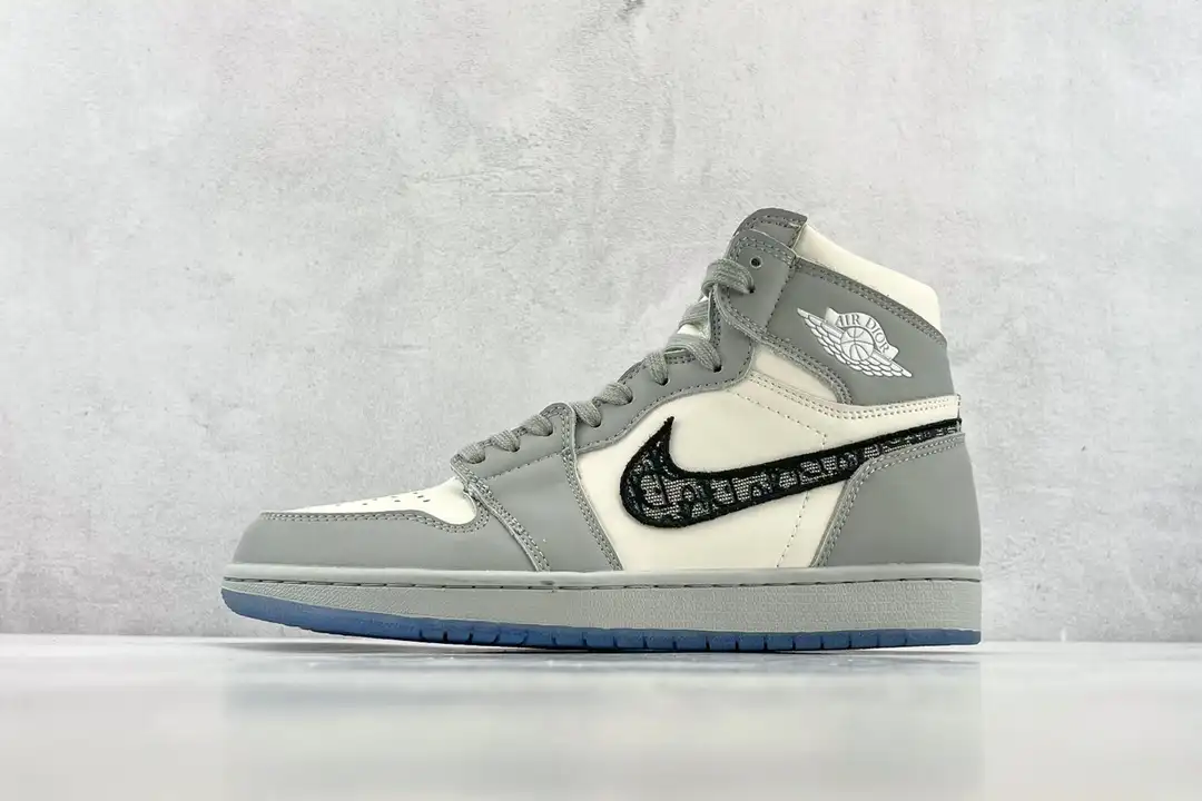 Jordan 1 Retro High Dior