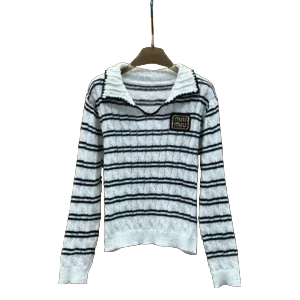 25 early autumn new striped lapel pullover sweater