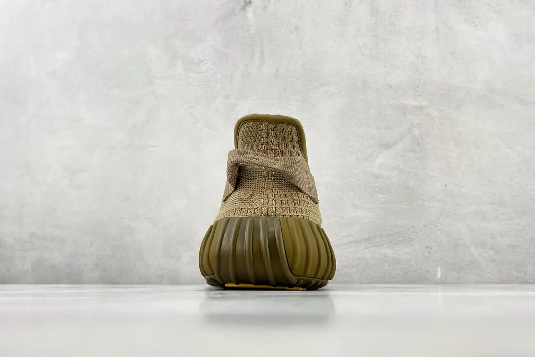 Adidas Yeezy Boost 350 V2 earth beige Primeknit knit sneakers with ribbed rubber sole