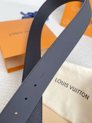 Louis Vuitton reversible belt black and gray leather with textured and smooth finishes