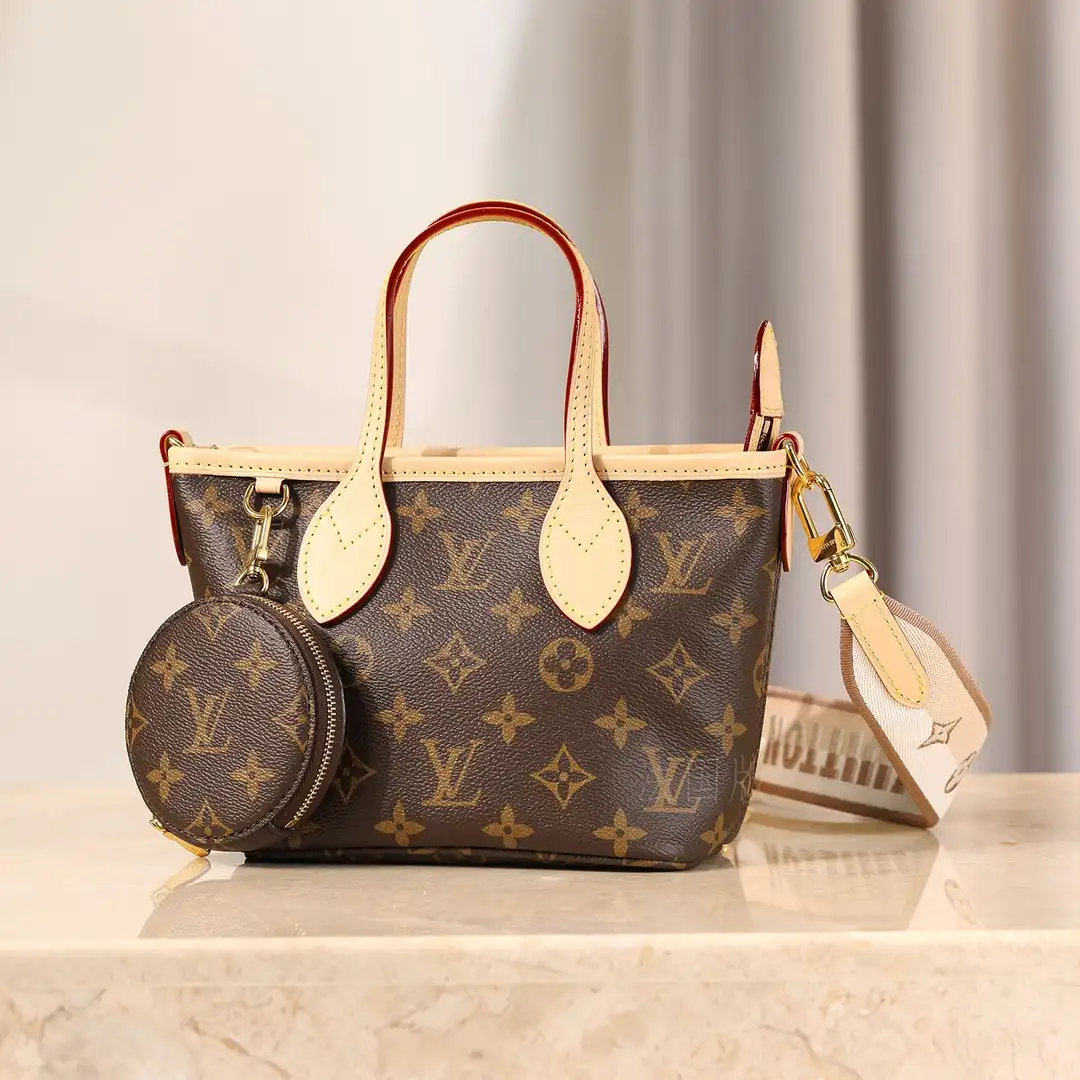 Neverfull BB in Monogram canvas