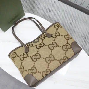 Gucci GG Supreme tote bag medium beige brown canvas leather trim shoulder handles