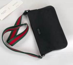 Gucci messenger bag medium black canvas with red and green adjustable shoulder strap