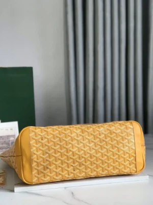 Goyard Saint Louis GM tote bag yellow chevron canvas leather trim large size handbag