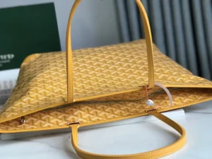 Goyard Saint Louis GM tote bag yellow signature canvas leather trim medium size handbag