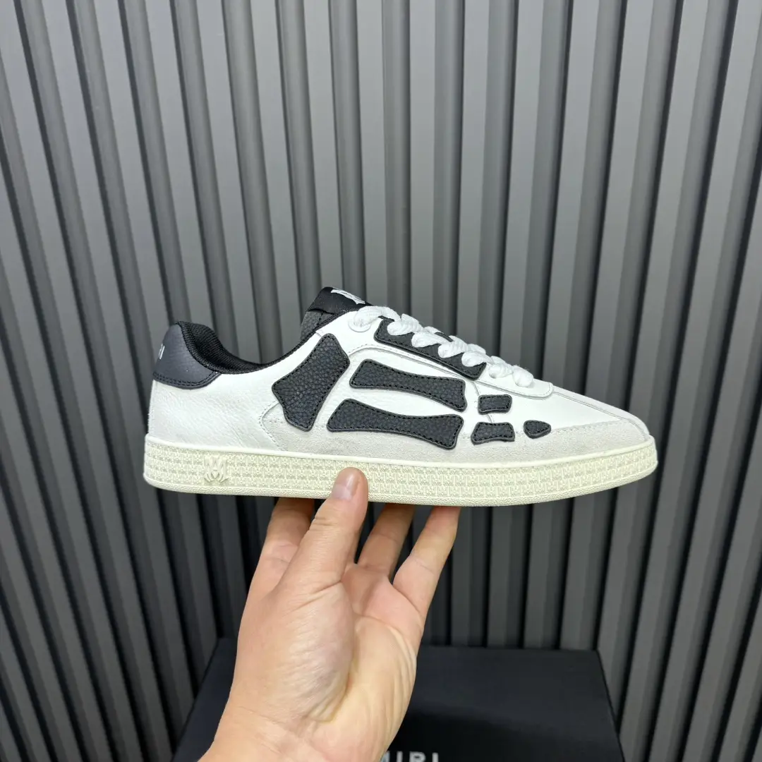 Amiri Skeleton Low Top sneakers white black leather and suede material with rubber sole