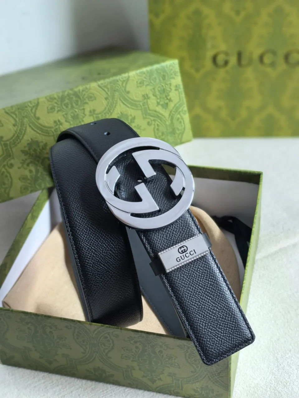 Gucci belt black leather double G silver metal buckle accessory
