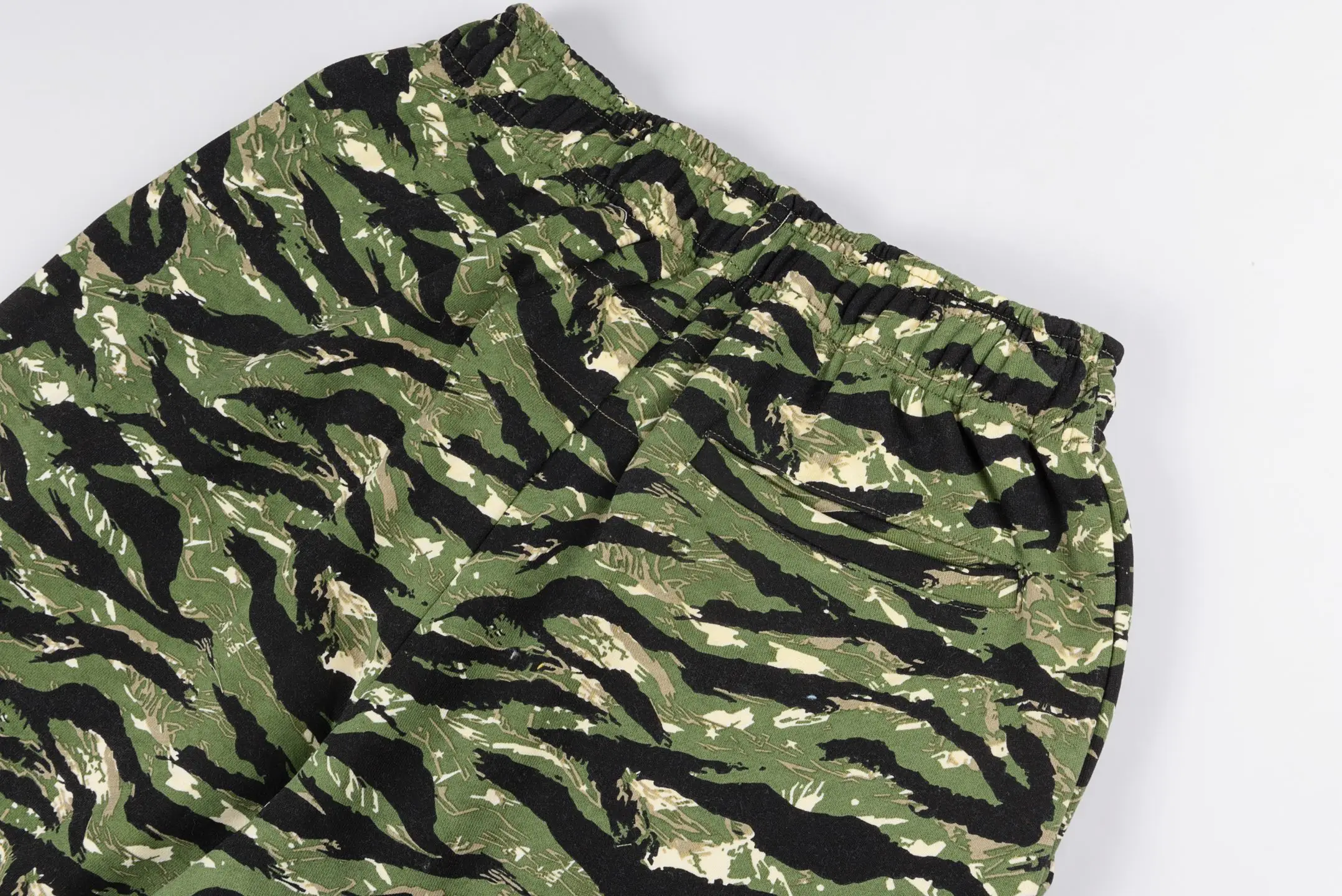 Repsgoat camouflage shorts green black beige cotton elastic waist pocket design
