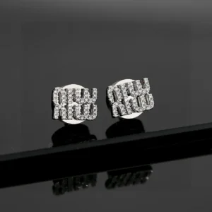 New York Yankees earrings silver-tone metal with clear rhinestone logo studs accessory