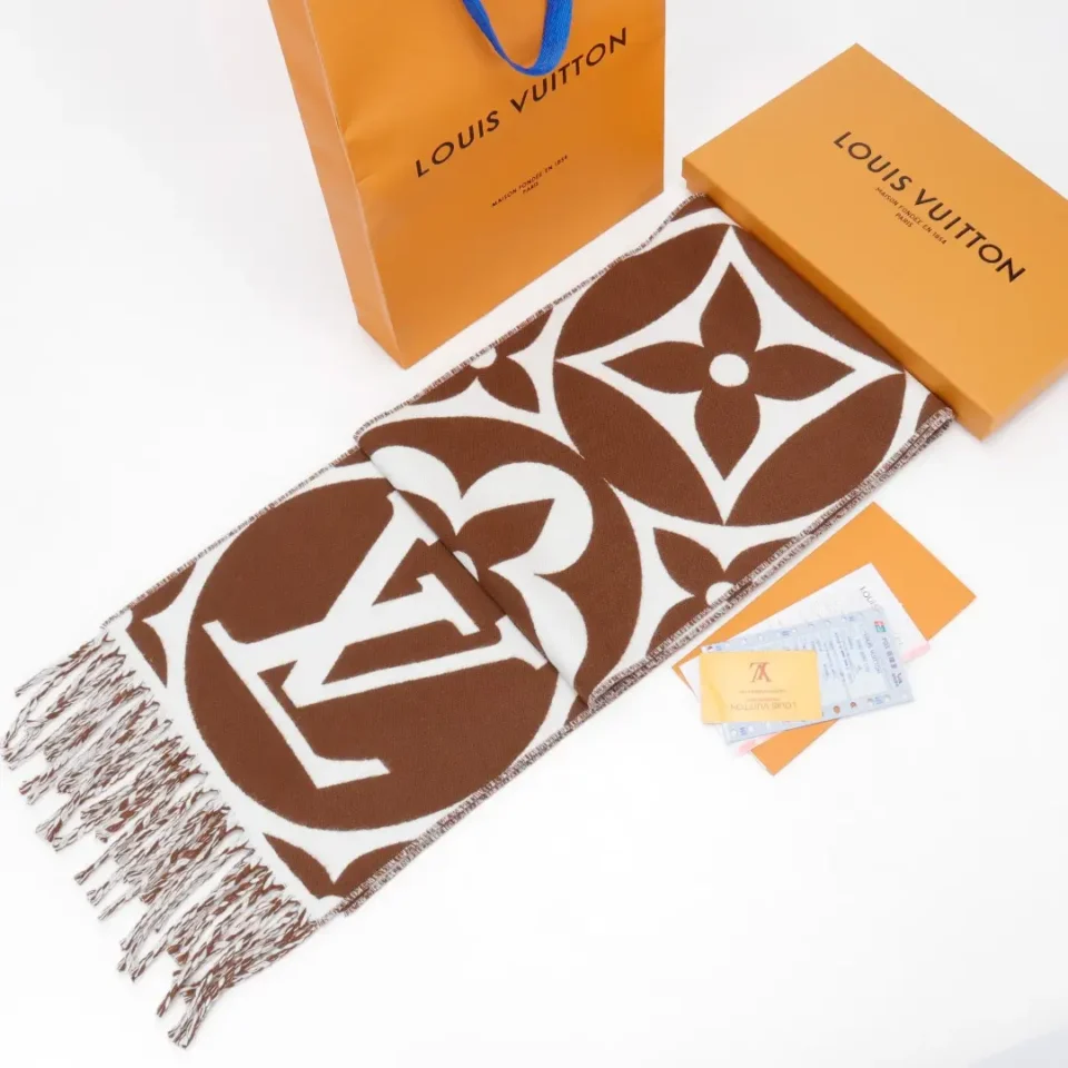 Louis Vuitton scarf brown white wool blend with signature monogram pattern and fringed edges