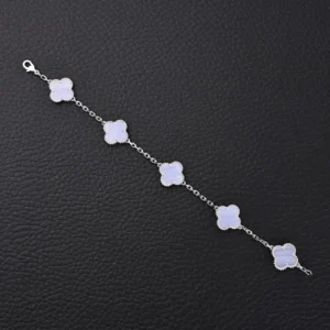 Van Cleef & Arpels Alhambra bracelet white chalcedony silver chain with clover motifs