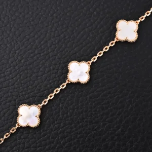 Van Cleef & Arpels Alhambra bracelet rose gold chain white mother-of-pearl clover motifs