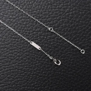 Van Cleef & Arpels necklace silver chain 18k white gold delicate lobster clasp accessory