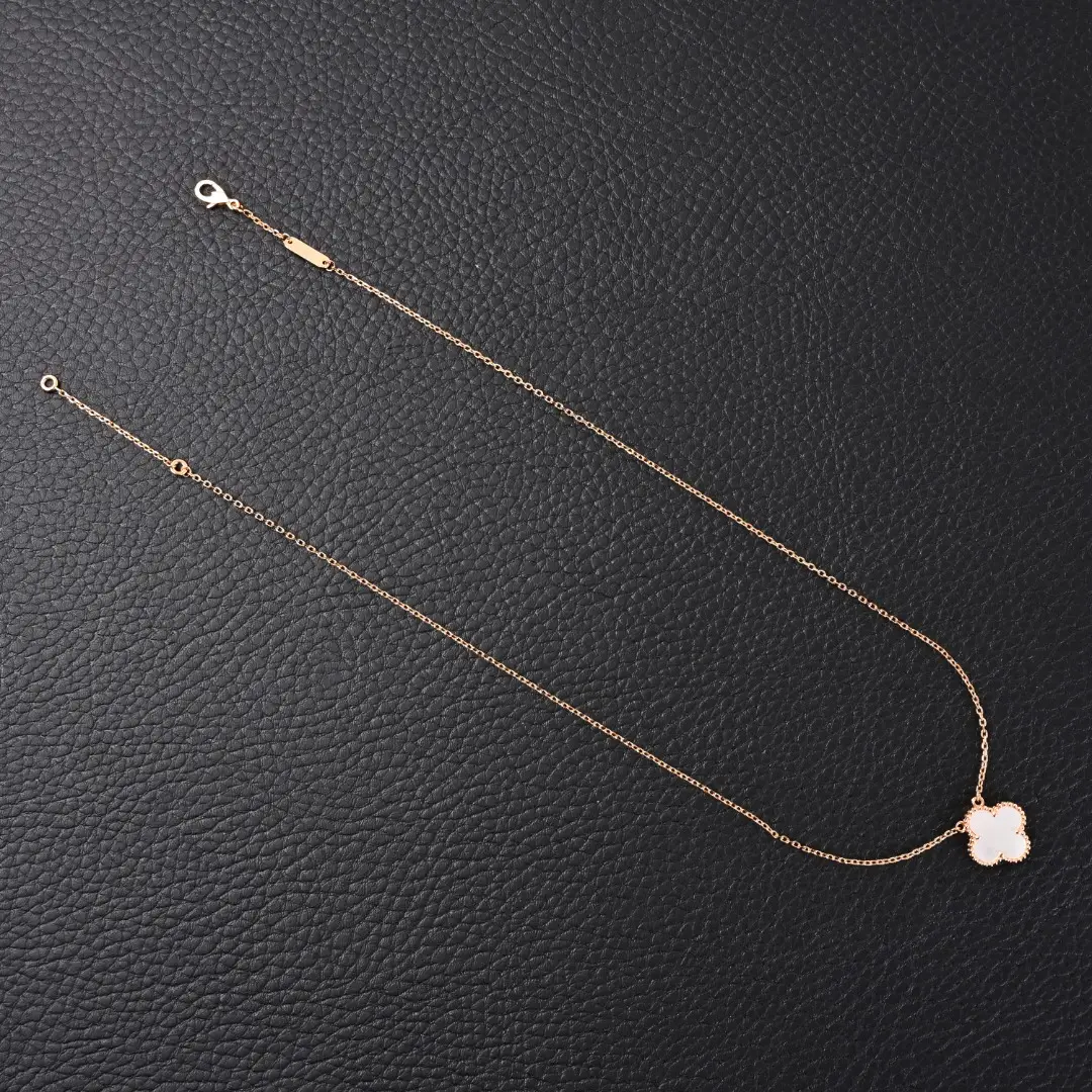 Van Cleef & Arpels Vintage Alhambra necklace white mother-of-pearl clover rose gold chain accessory