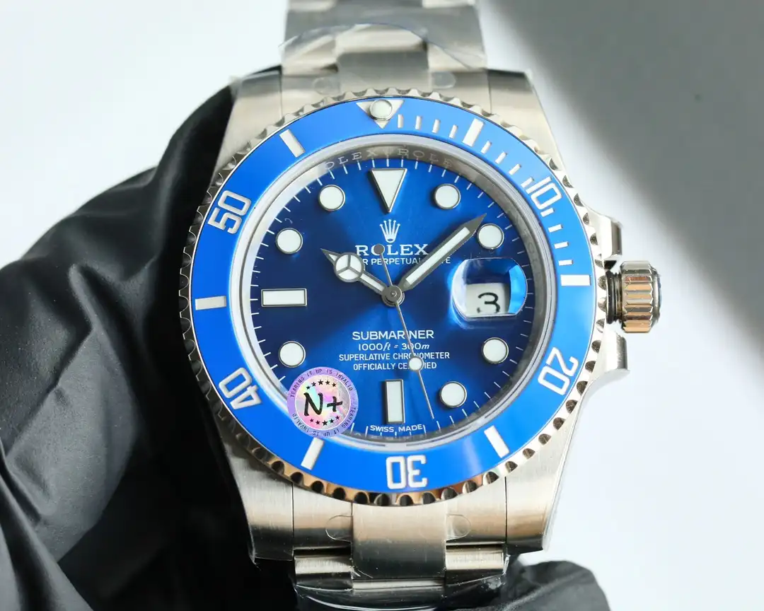 Rolex Submariner Smurf Blue 40mm 18K White Gold Oyster Bracelet Stunning Edition