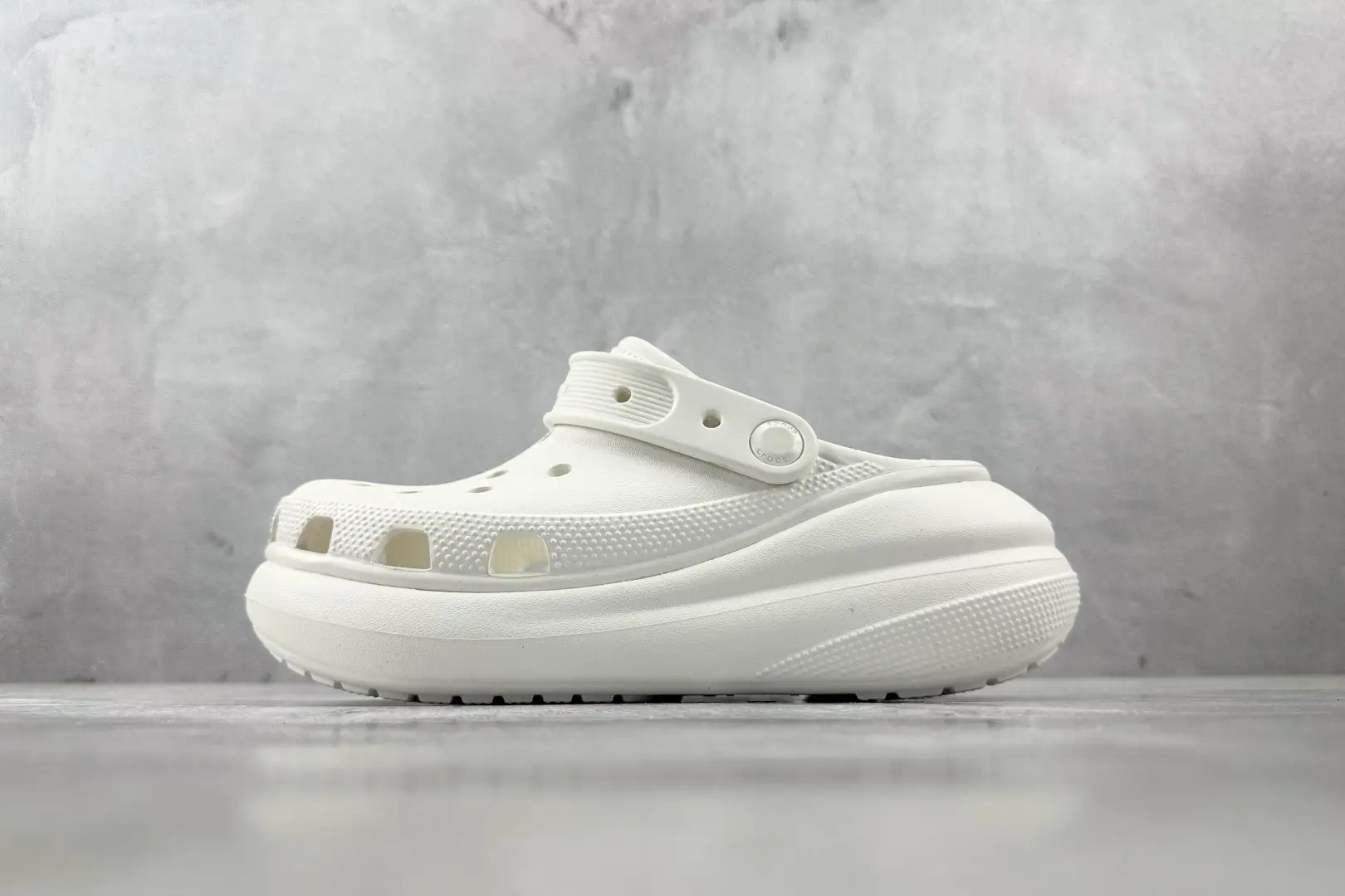 Crocs Crush Clog EVA White
*33A