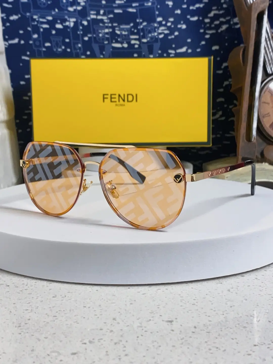 FENDI 2026 New Sunglasses Sunglasses Sunglasses Double Beam Pilot Frameless Ultra Light L