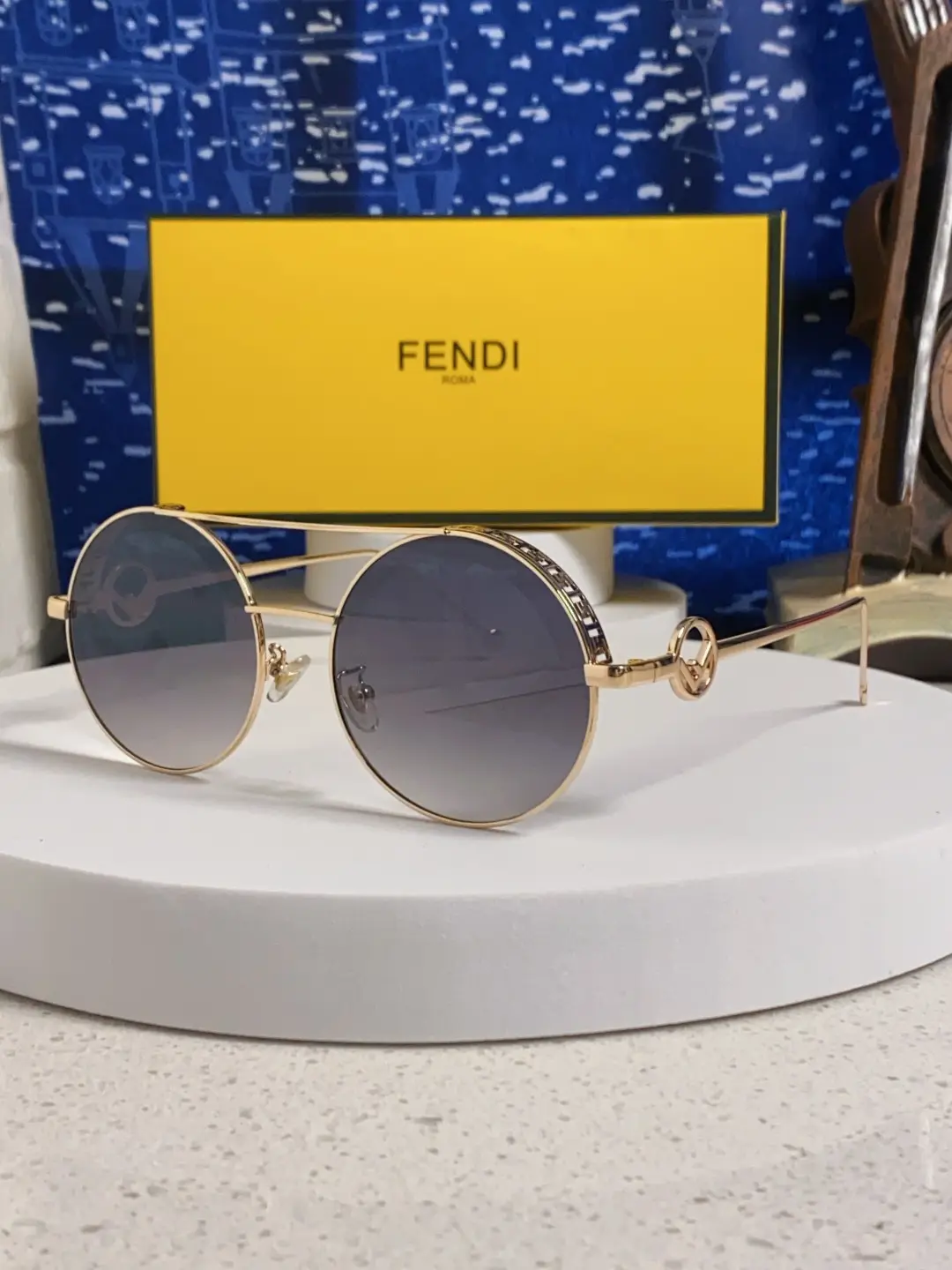 Fendi 2026 new cyberpunk futuristic double beam circular narrow frame sunglasses for men and women