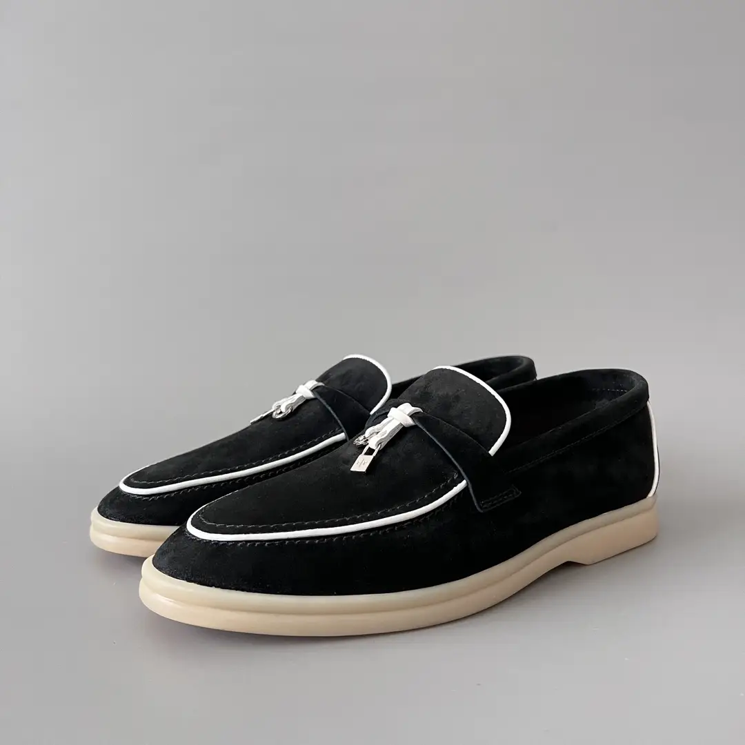 Loro Piana round toe low top women's loafers.
encoding
